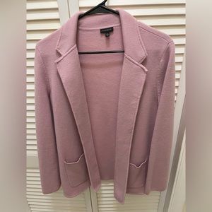 Cardigan collared sweater